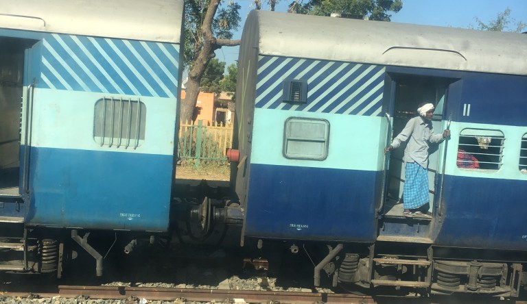 361-20161123_044126383_ios