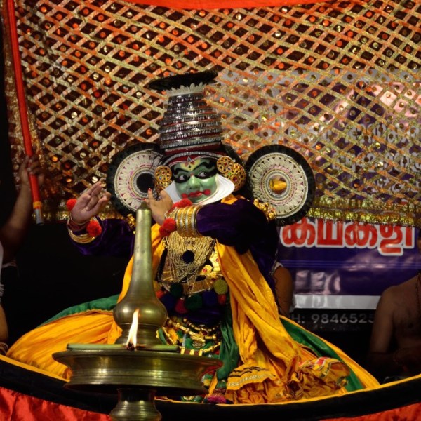 Indie | Plaże w Varkala i tradycja kathakali